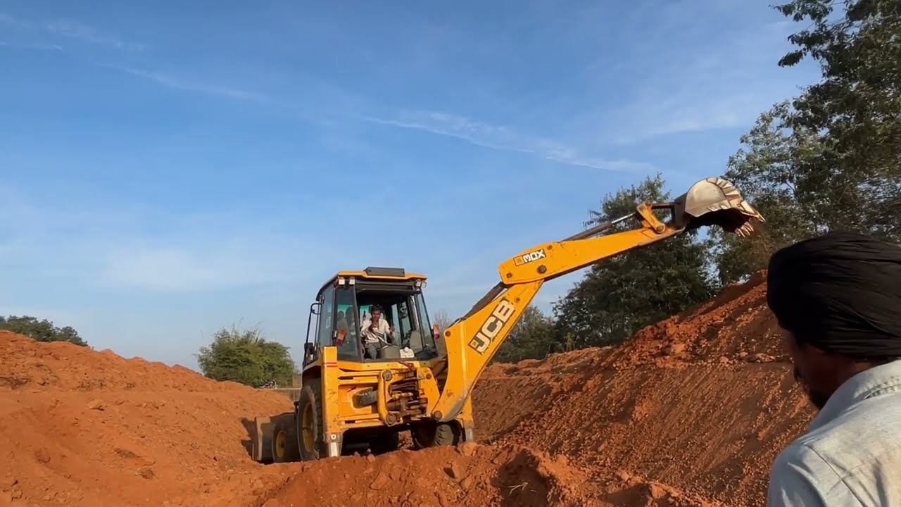 Aaj hamne jcb se bahoot fast kam kiye#jcbvlogsvideo #bullmachine #bulldozerofficial 