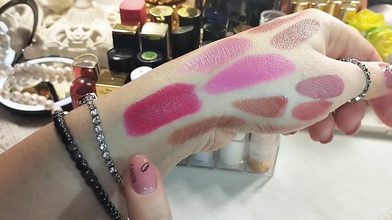 Свотчі та розбір помад💄 і блисків✨: наводжу лад у своїй косметиці💫