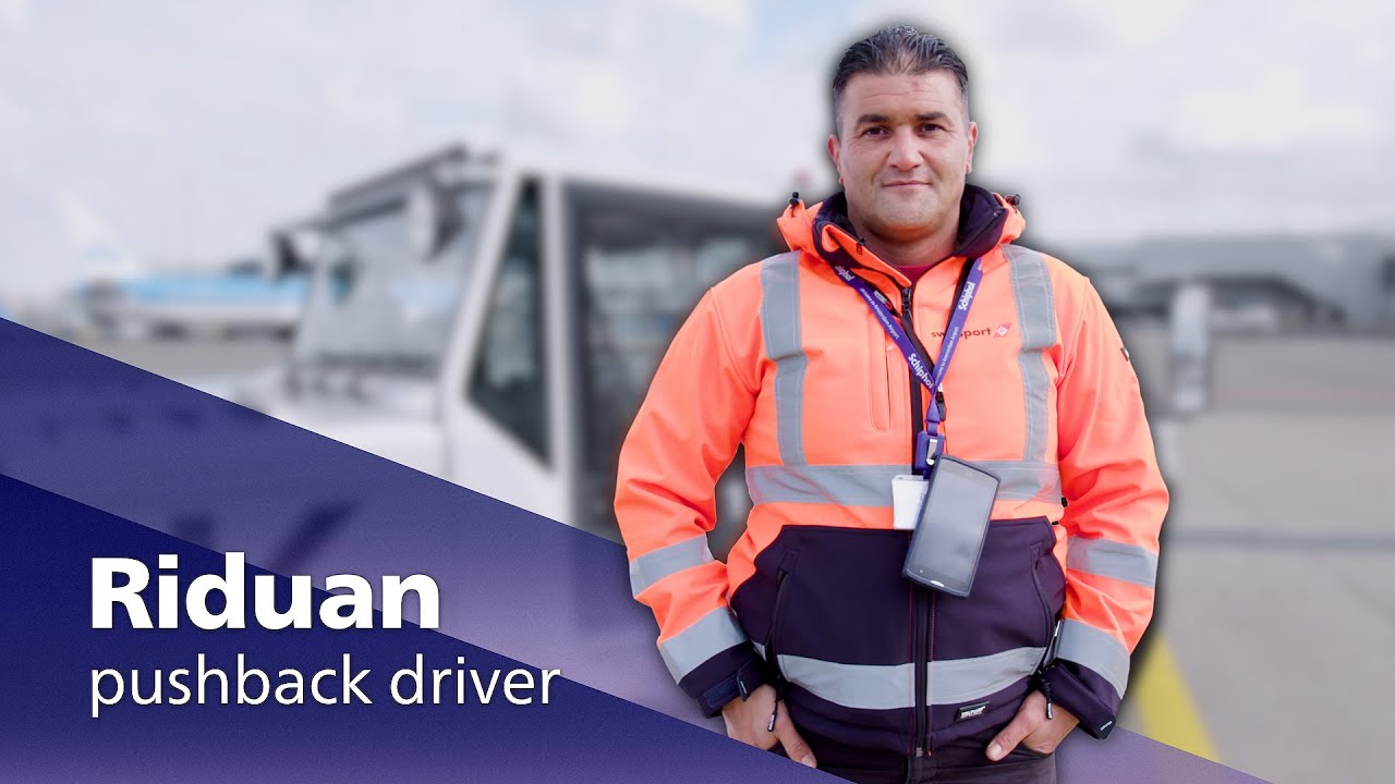 Airport Stars: pushback chauffeur Riduan