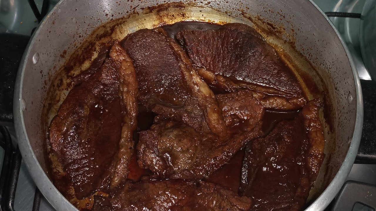 Bife de panela de  restaurante