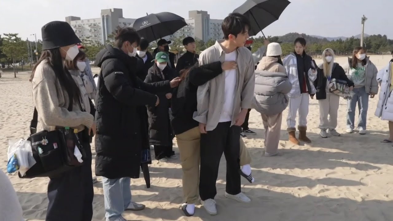 Twenty-five twenty-one Beach Behind The Scenes| Bluray version #namjoohyuk #kimtaeri #bts  #2521