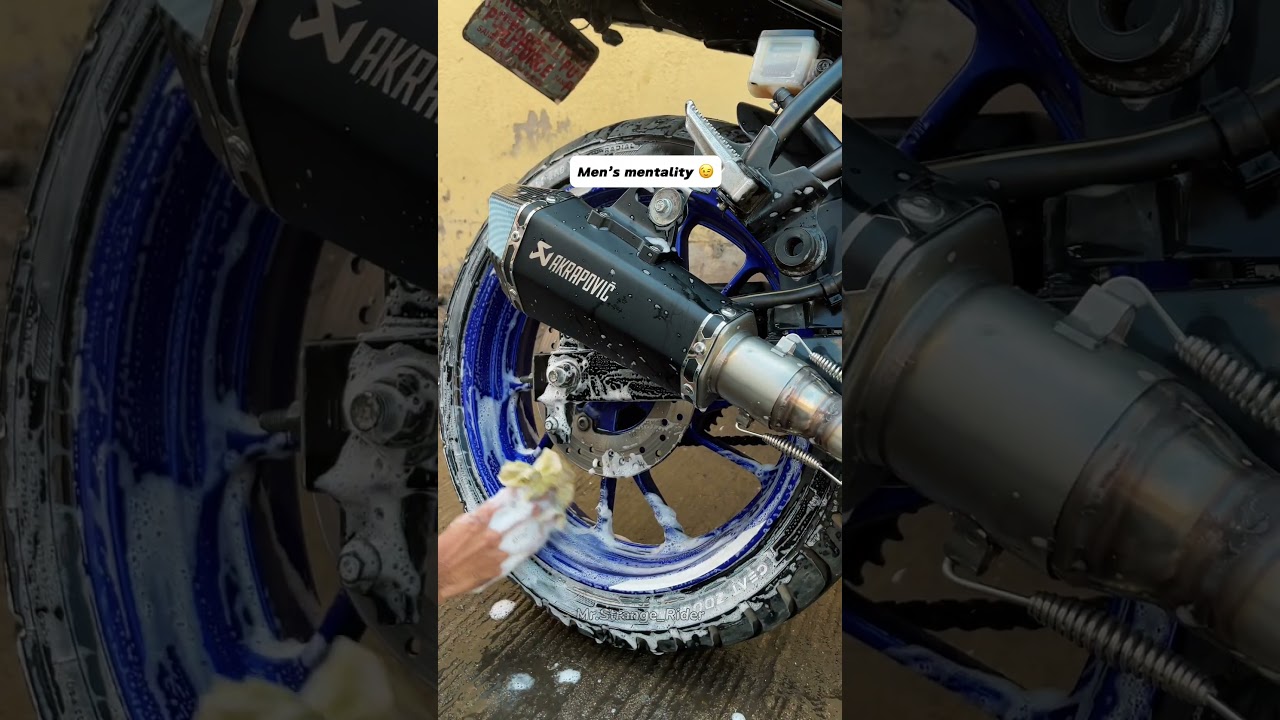Любимая работа мужчин всех времен 🫶🏻❤️🤌🏻 #fzs #mt15modifikasi #fzsyamaha #fz #bikewash #fzsv3