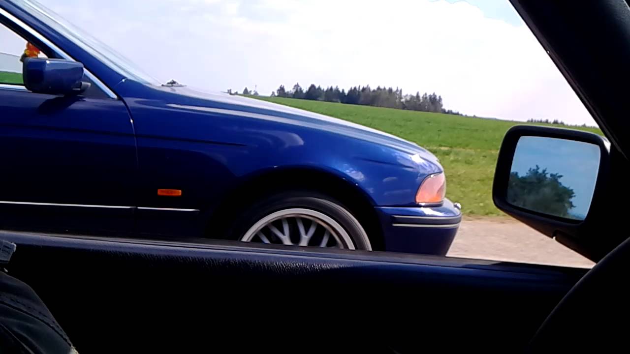 BMW e30 327i vs. e39 540i