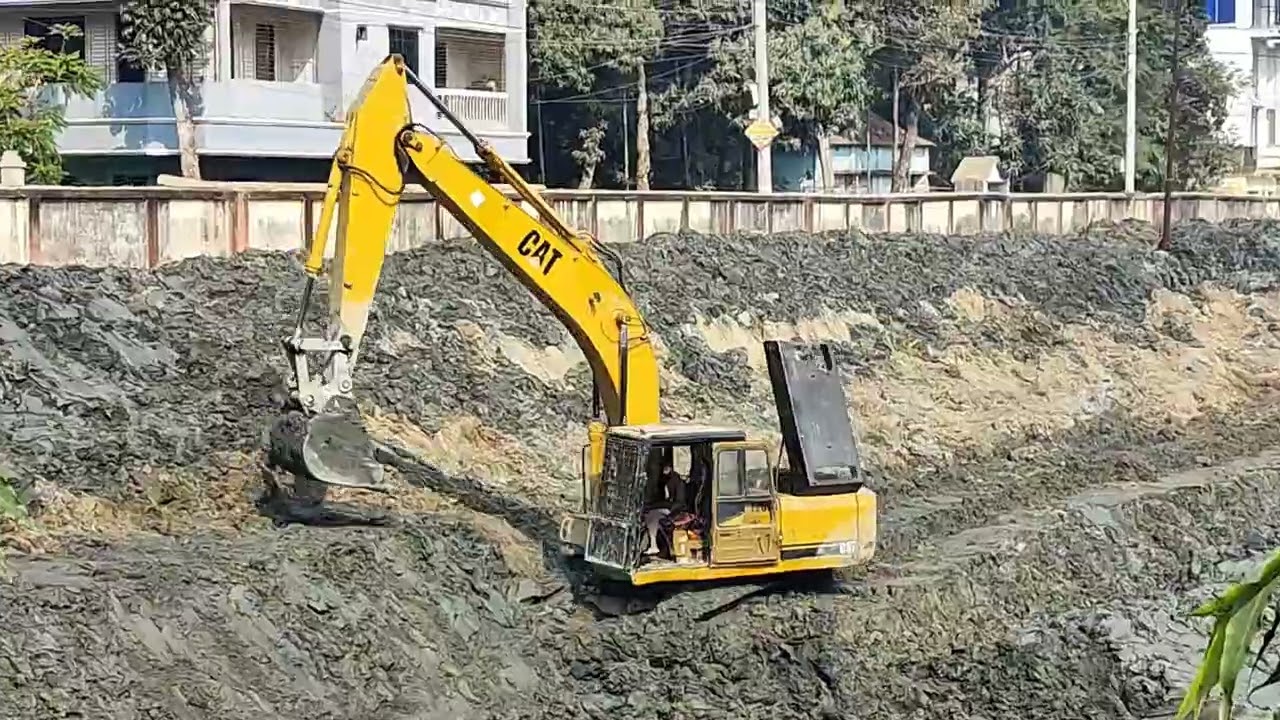 আট পুকুর পাড় (শহর) বেকু দিয়ে পুকুর খনন কাজ | Heavy Excavator Pond Digging