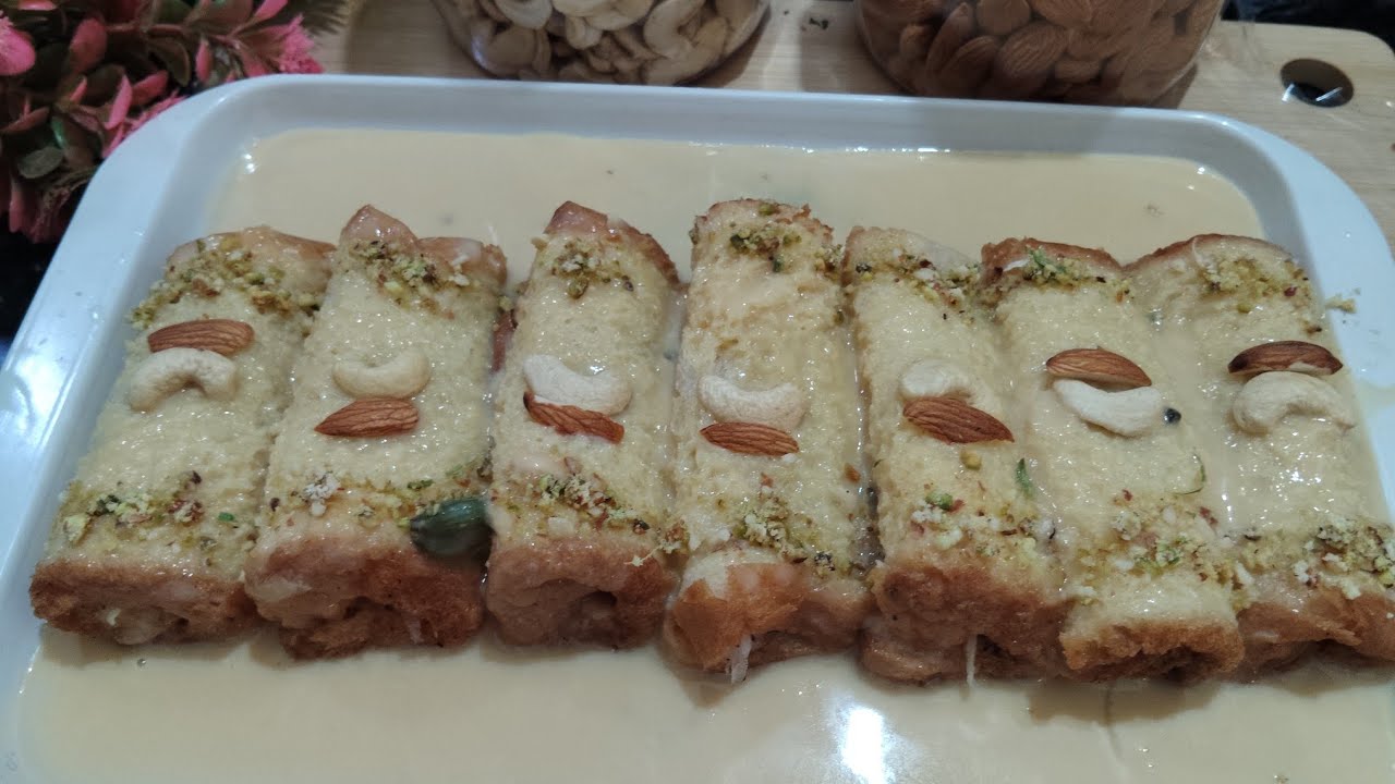 Is Mithaai ke aage sari menhgi mithaai fail hai munh mein jaate hi ghul jaaye#Shahibreadroll desert 