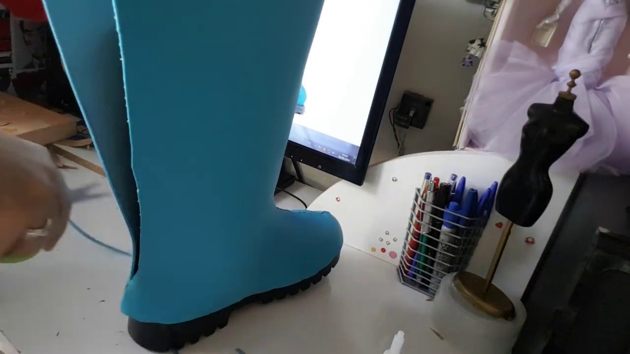Como fazer uma bota para cosplay fantasia?