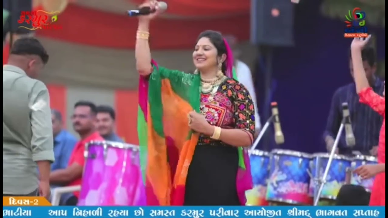 રશમિતા બેનના દાંડિયા રાસ  manav family