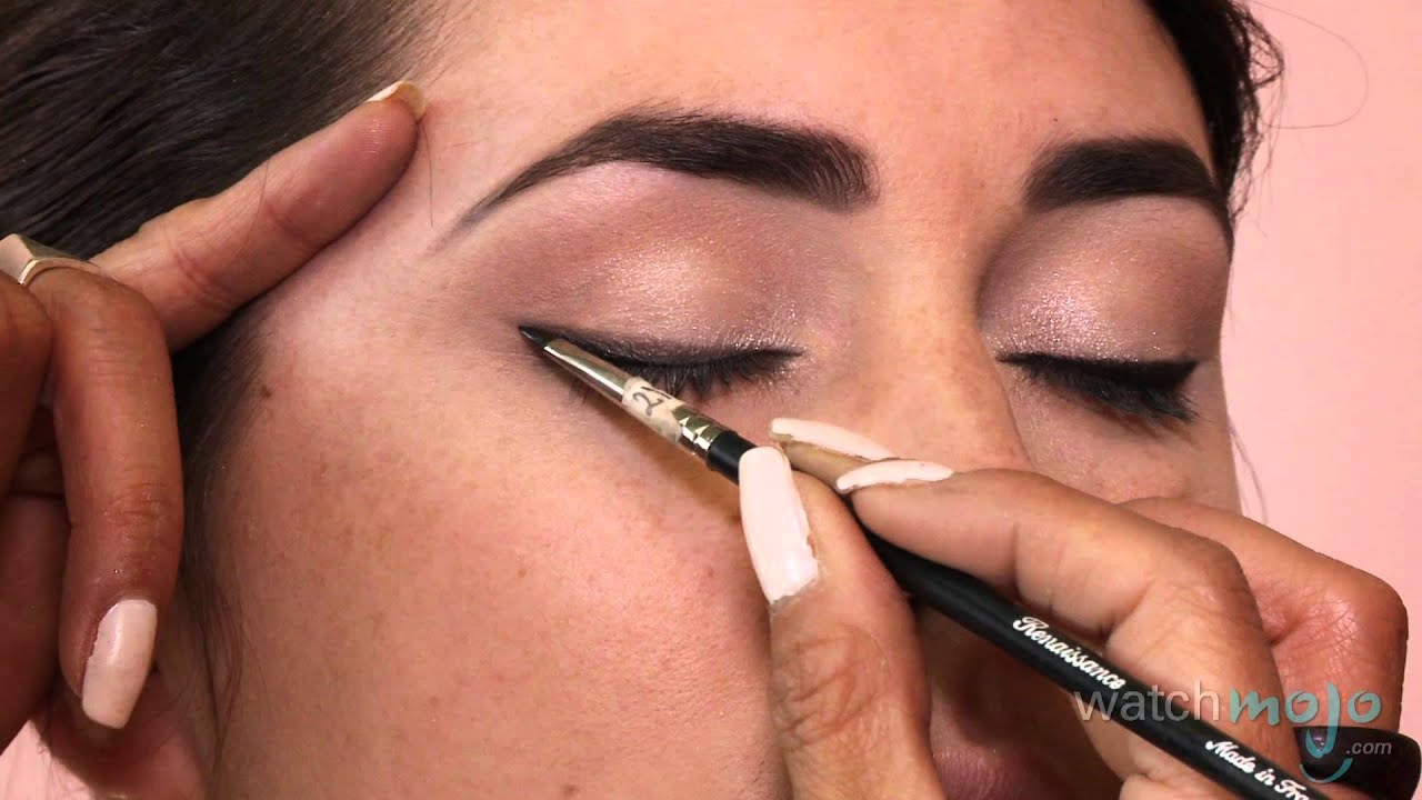 Audrey Hepburn How to Makeup Look 1080p30