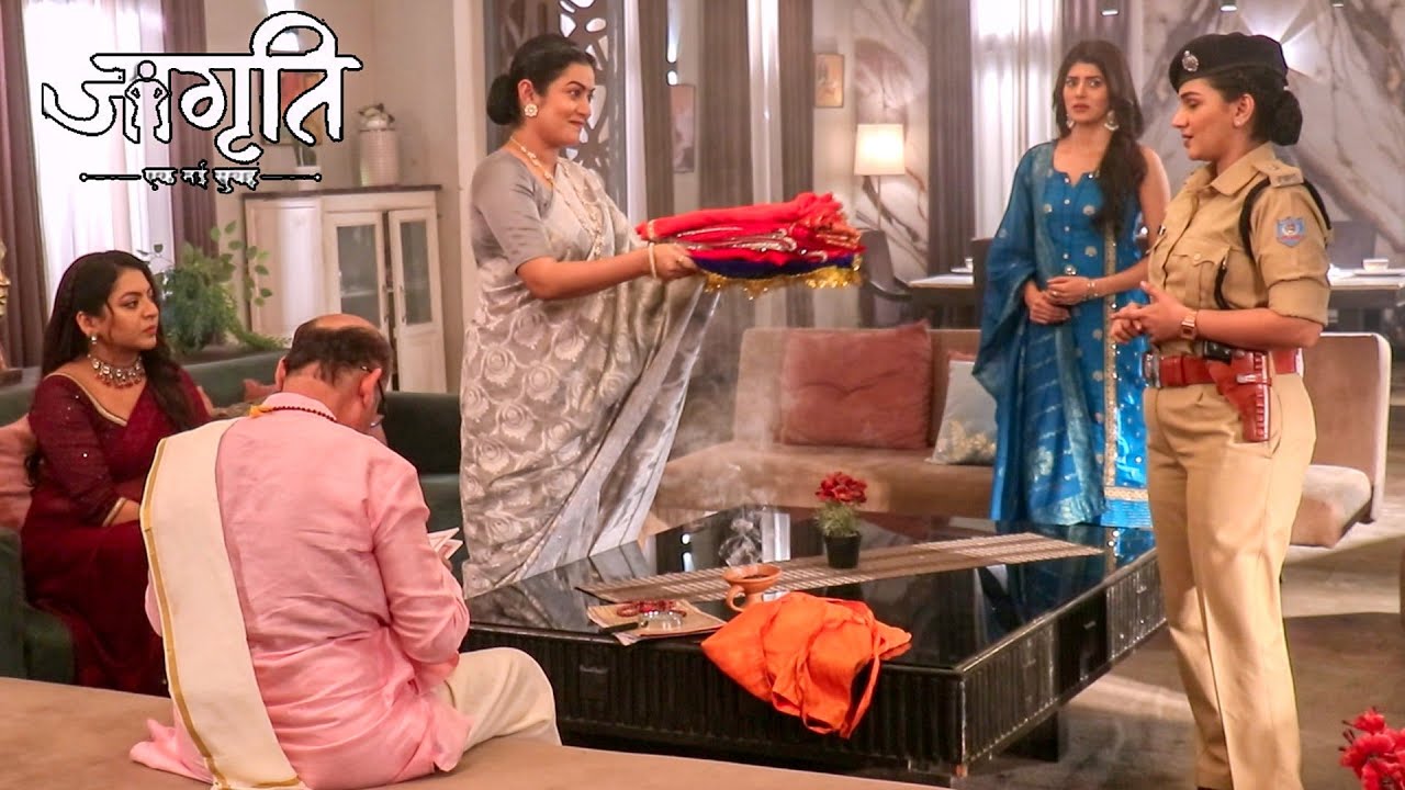 Jagriti | Pandit Ji की बात मानकर Maa ने Jagriti को दी लाल सारी | On Location | VIRAL TV