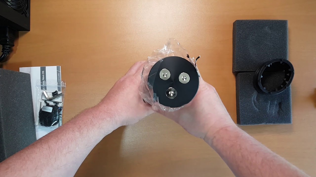 Unbox EK-XRES 140 Revo D5 Combo Bomba y Reservorio de vidrio