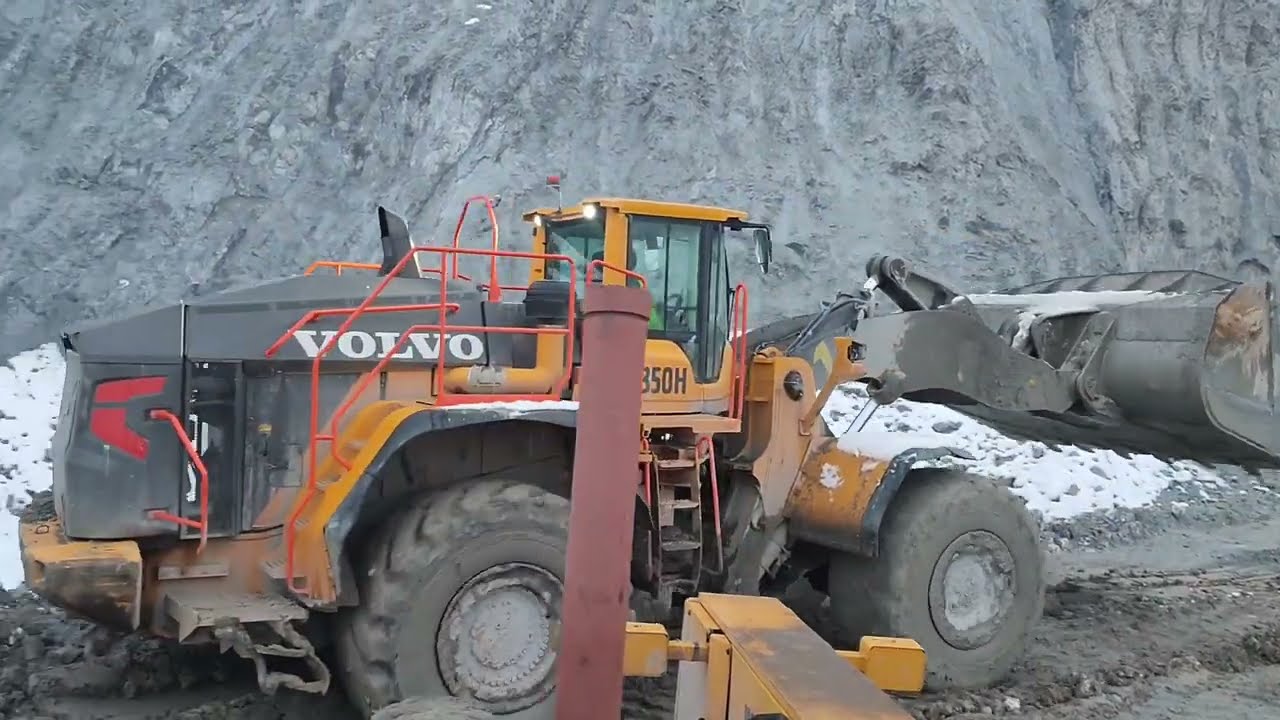 Volvo L350H  wheel loader 💪 Absolutely BEAST 💪