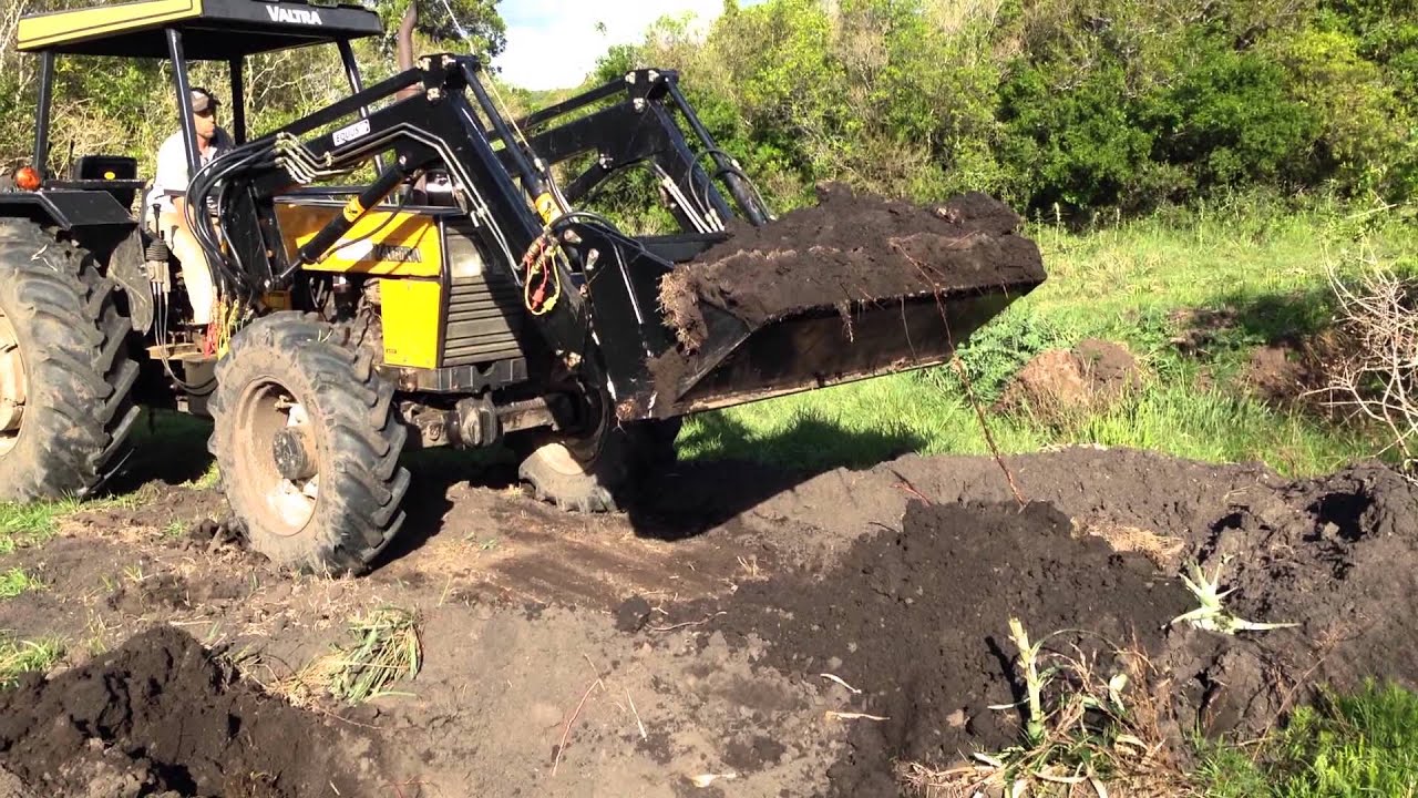 Pala Frontal Equus para tractor Valtra 785