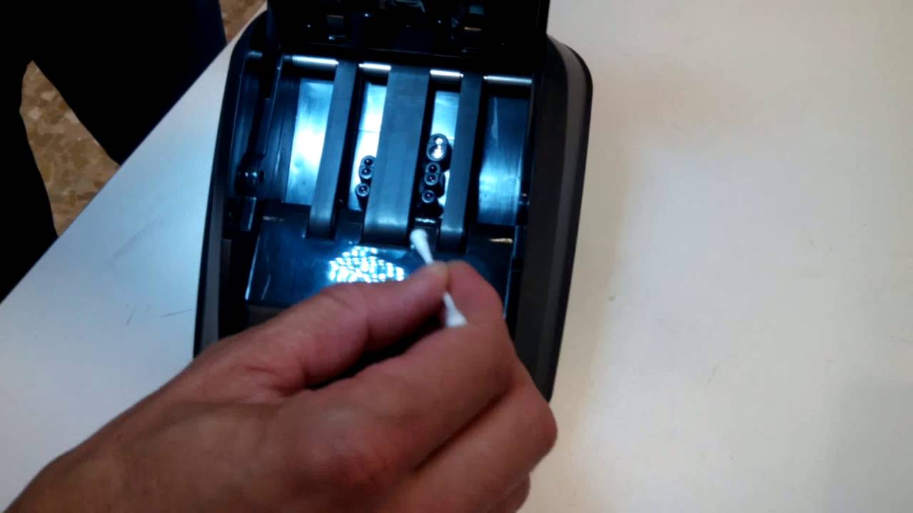 Cash Tester CT-333 SD  Limpieza y mantenimiento