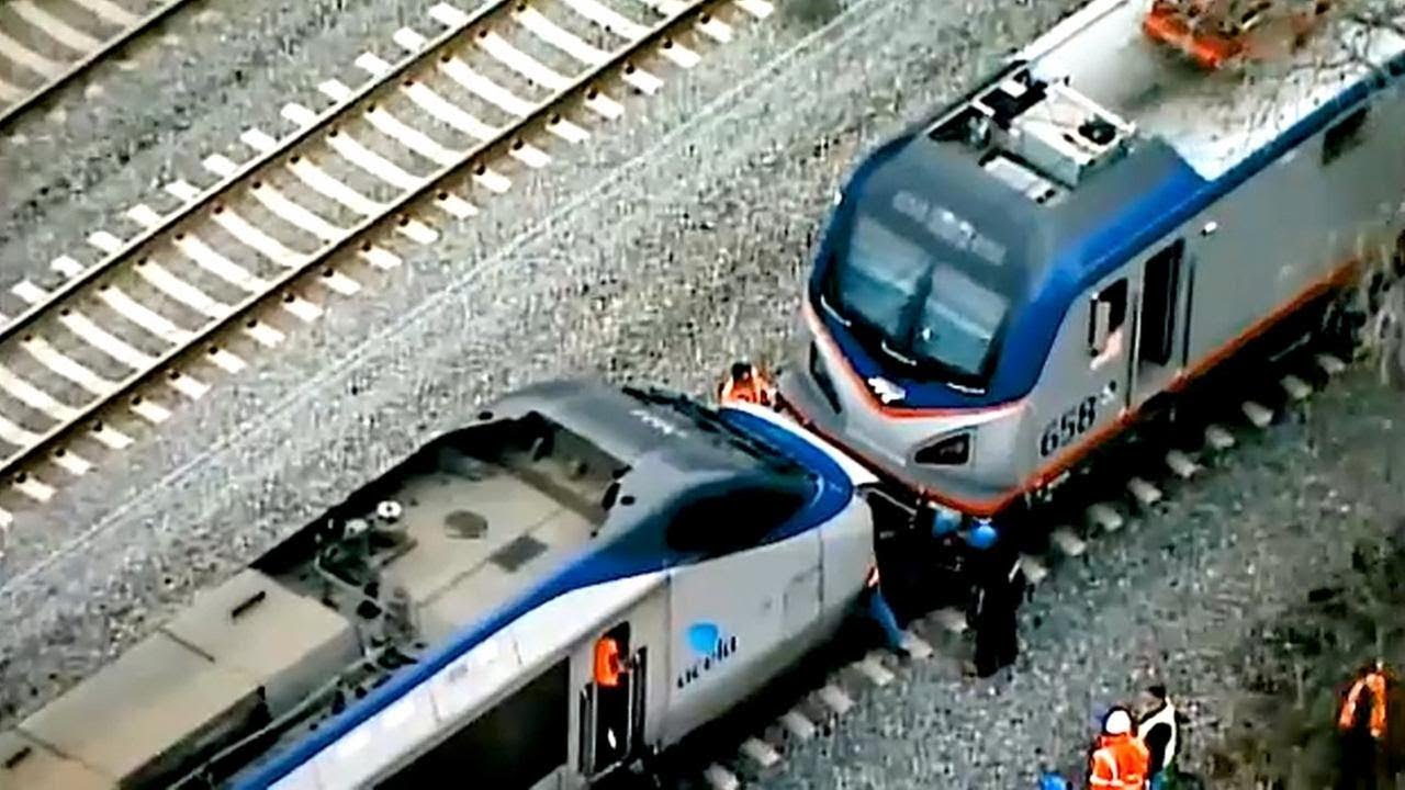 New York-bound Acela train separates at 125 mph