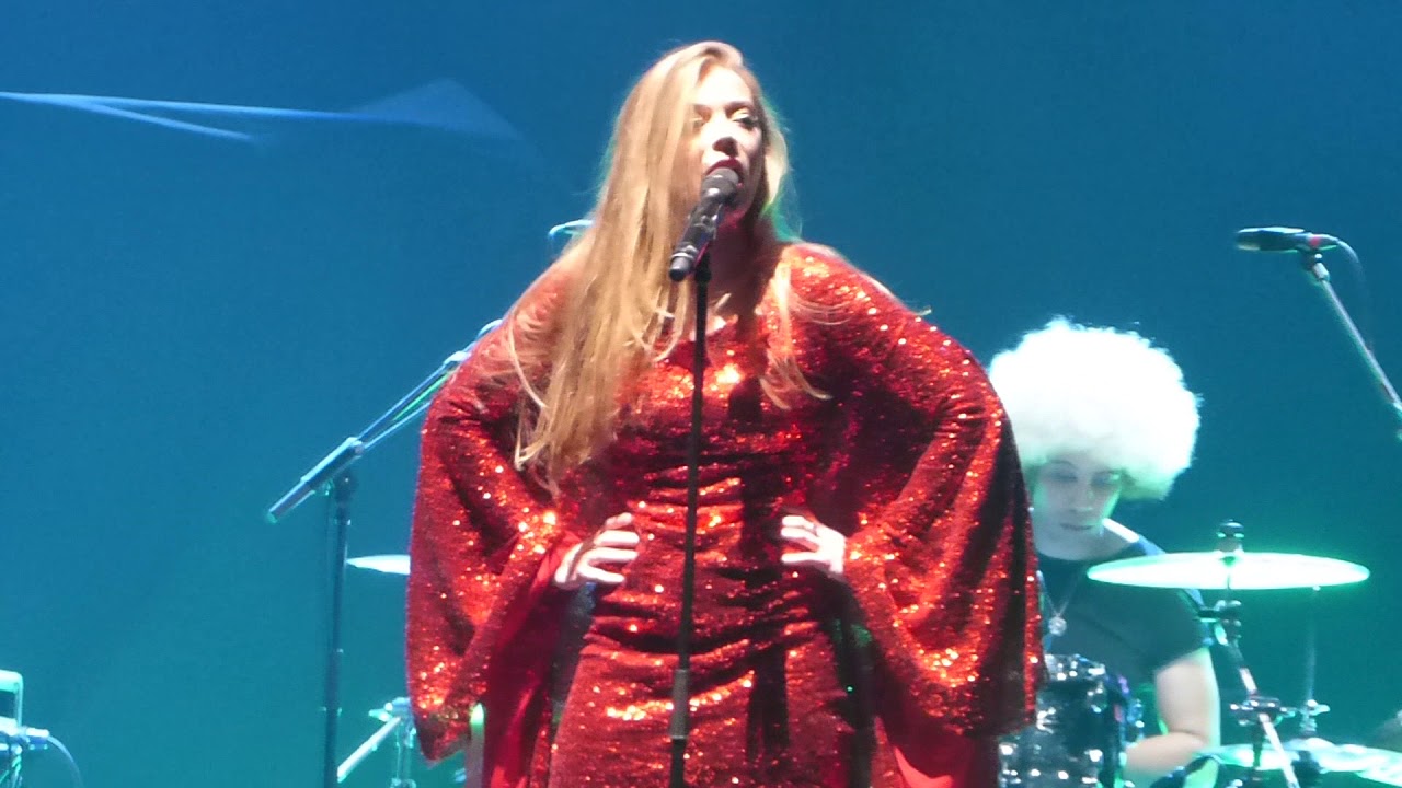 Gecko/Sunrise In The East | Becky Hill | 3Arena | Dublin - 7th March 2020
