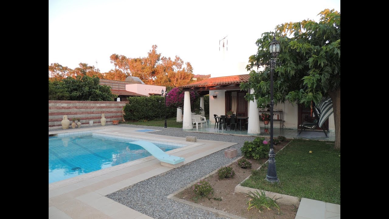 Villa con piscina a Ortoliuzzo Me cpl. VILLE NEL VERDE