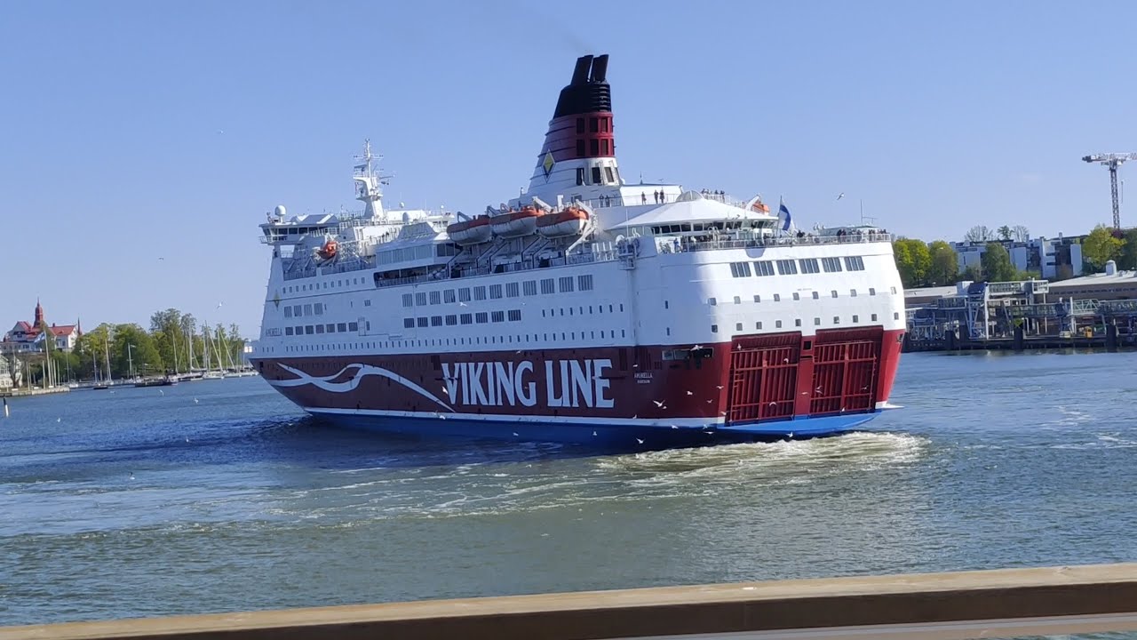 Steady U-turn of Viking Line ferry at Helsinki Port