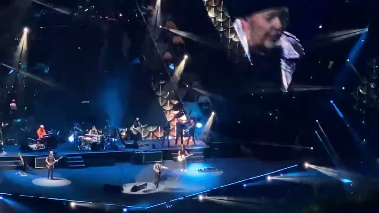 Vasco Rossi - Milano 15.06.24 La strega Cosa vuoi da me Vuoi star ferma!Tu vuoi da me qualcosa …
