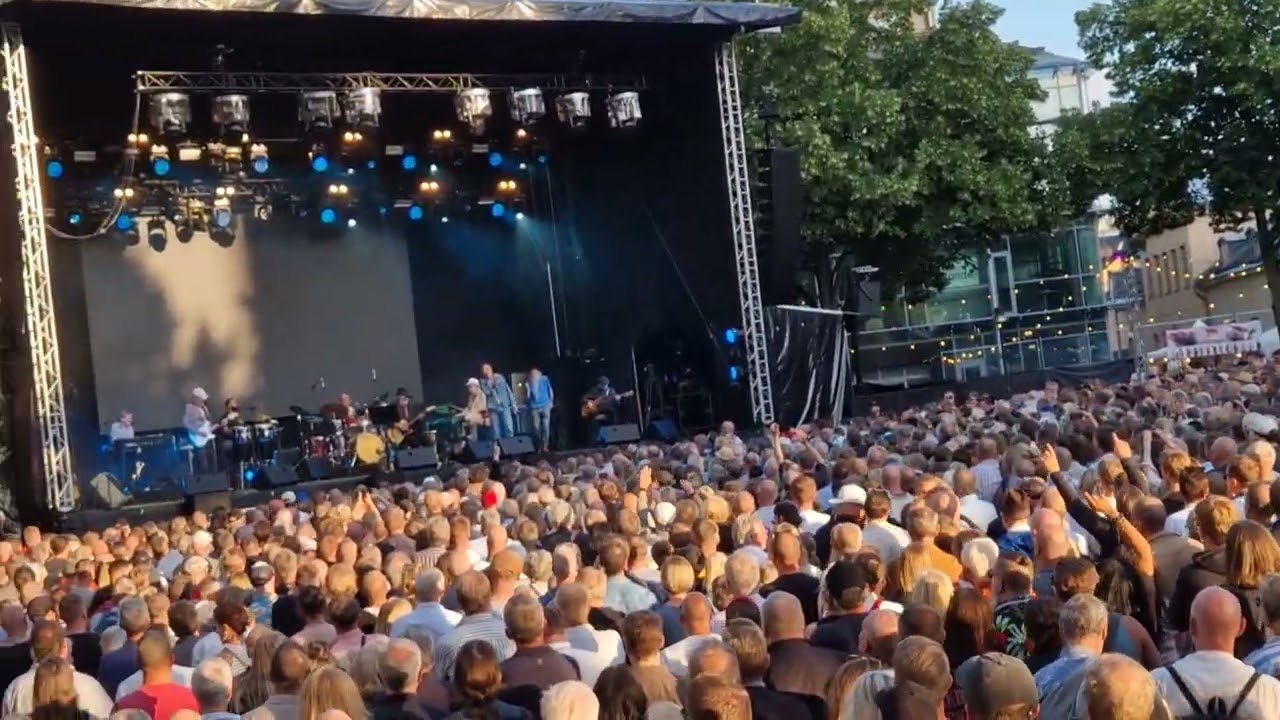 Eldkvarn och Markus Krunegård, Nånting måste gå sönder