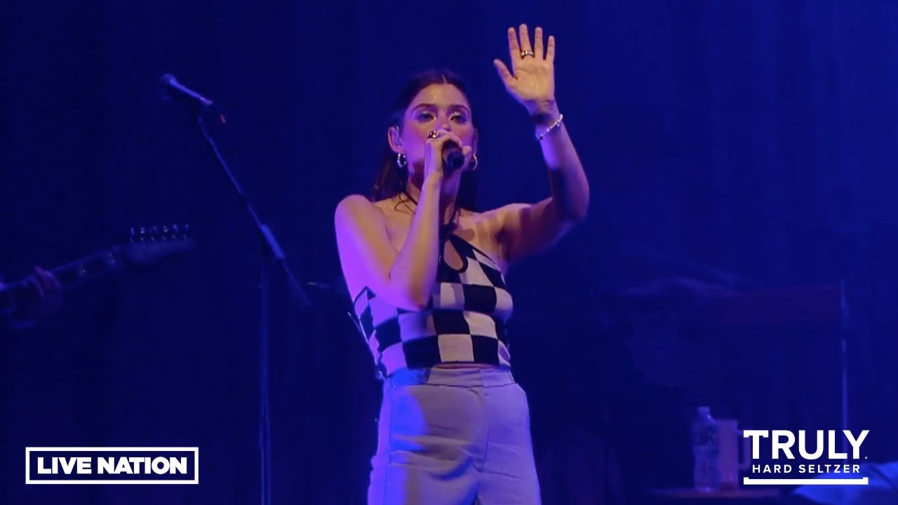 LÉON – You And I (Live from the Fade Into A Dream Tour)