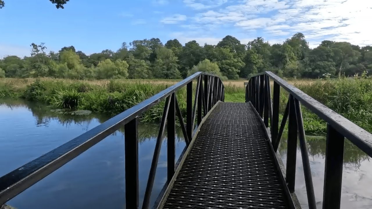 Wey Navigation: Bowers Lock to Triggs Lock
