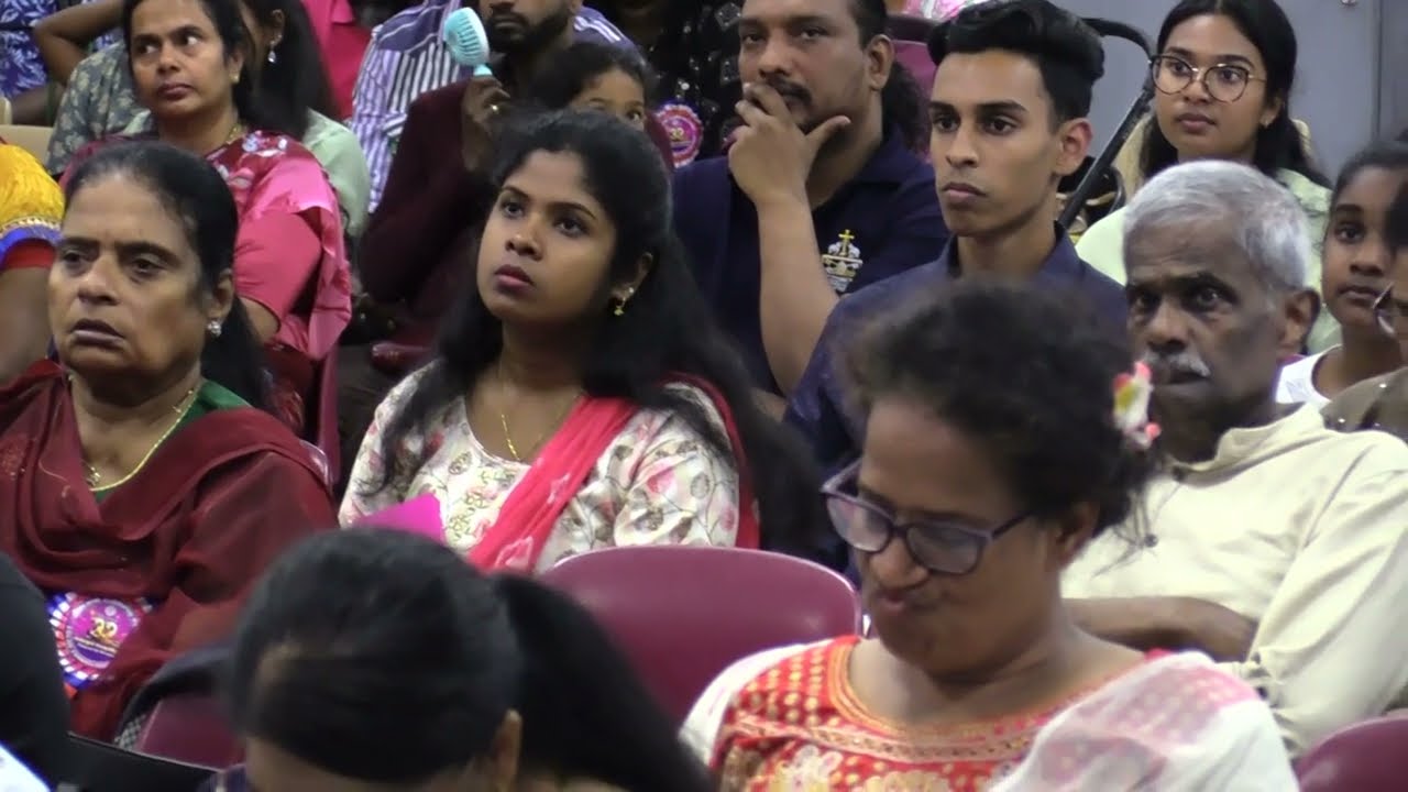 Why was Uzzah killed by God? / கர்த்தர் ஏன் ஊசாவை அடித்தார்?