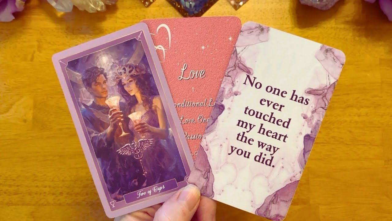 YOU'RE THE FIRST PERSON THAT SHOWED ME REAL LOVE !💖 (MESSAGE FROM YOUR PERSON) LOVE READING 777