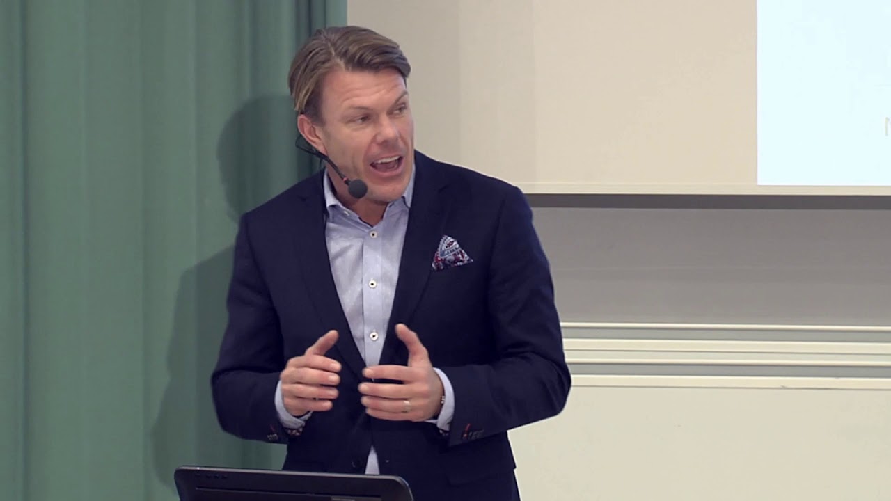 Installationsf&ouml;rel&auml;sning 2019, hedersdoktor Mathias Fredriksson