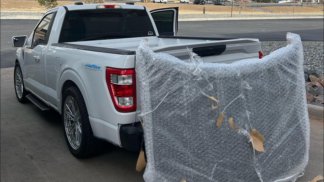 my new 1 of 1 hood for my 300 SRT