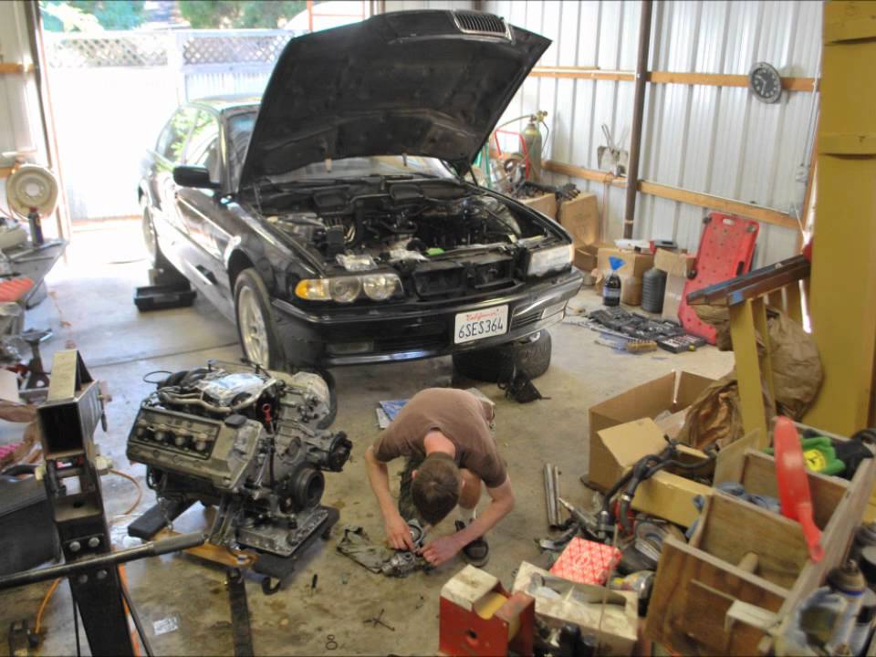 E38 M62TU Rebuild & Trans. Replacement Time Lapse