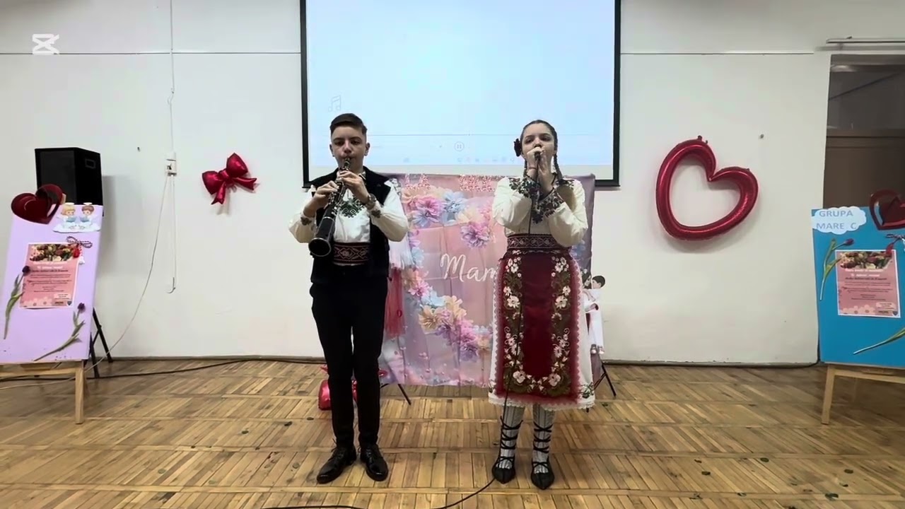 🎶Mulțumesc iubită mamă🎵Aiana Maria Rada și Ianis Rada 🎺Spectacol de 8 Martie🌸 Muzeu Caransebeş