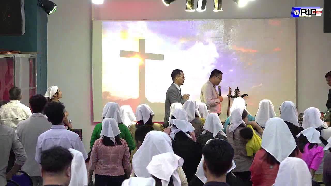 SUNDAY SERVICE