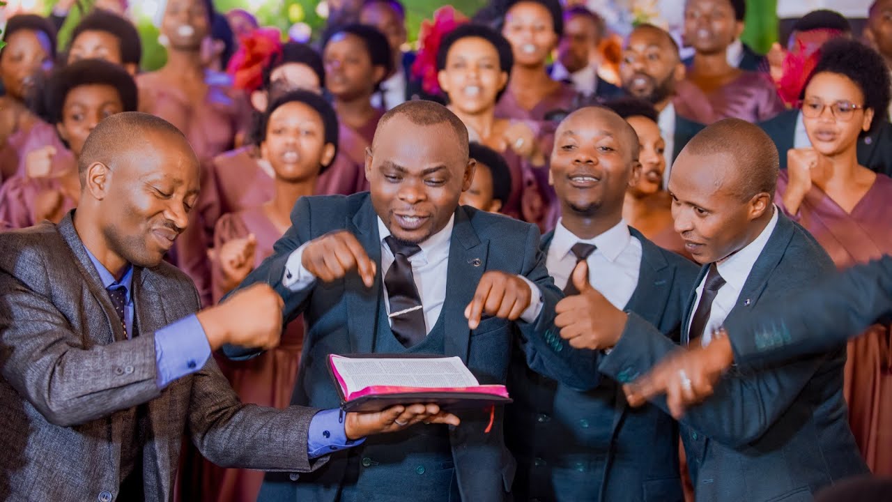 LIVE:  BANA NA NAIOTH & HOZIANA CHOIR MU GITERANE CY'AMASHIMWE ADEPR SGEEM 29/12/2024)