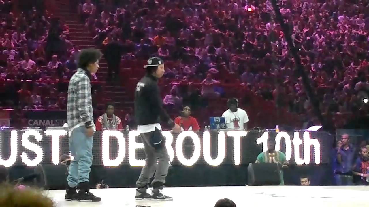 Les Twins vs. Yu & Chen Jie Juste Debout 2011