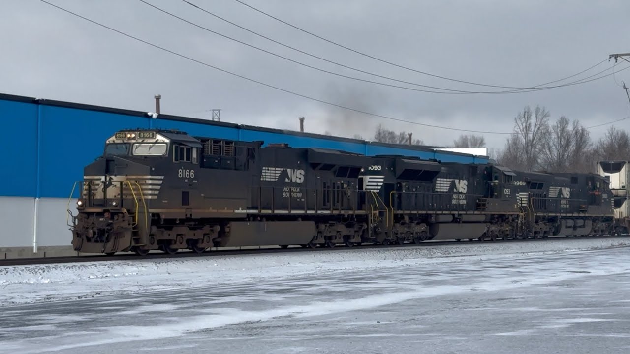 NS Fort Wayne Railfanning (1/11/26)