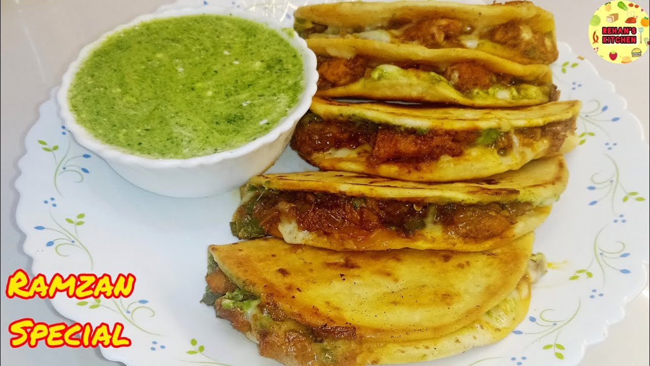 Ramzan Special Crispy Chicken Paratha Recipe | Chicken Paratha | Chicken Wraps | Iftar Recipe | 