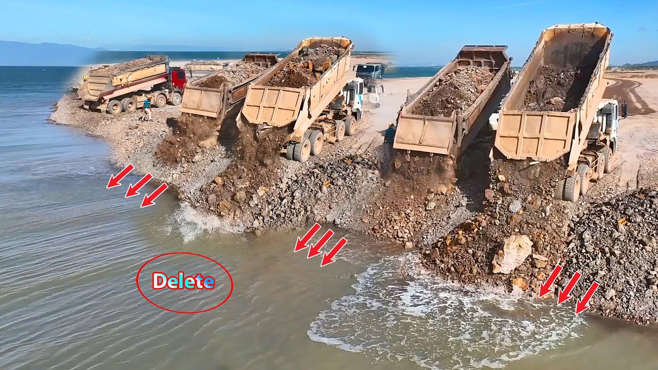Oh DumpTruck TRAGO HYUNDAI SCANIA 25,5TON Transport Stone Filling Sea WithDozer KOMATSU Push Stone