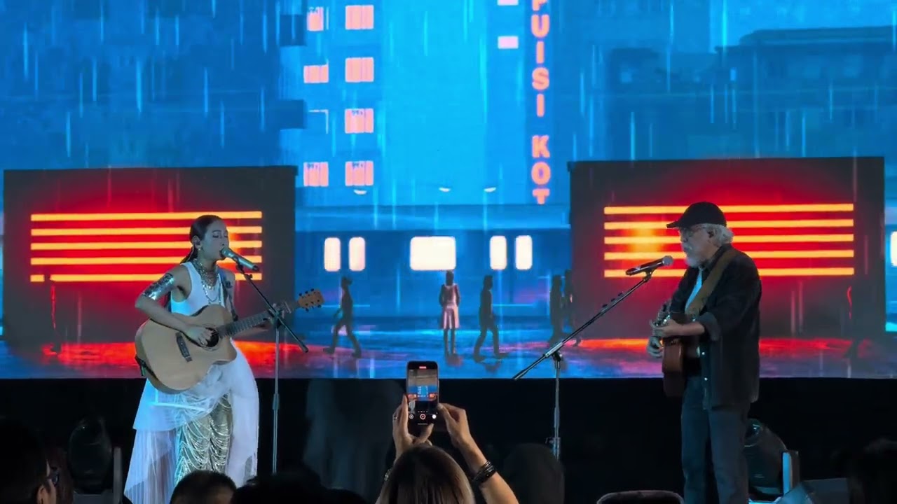 Puisi Kota - Maudy Ayunda ft. Iwan Fals [LIVE]