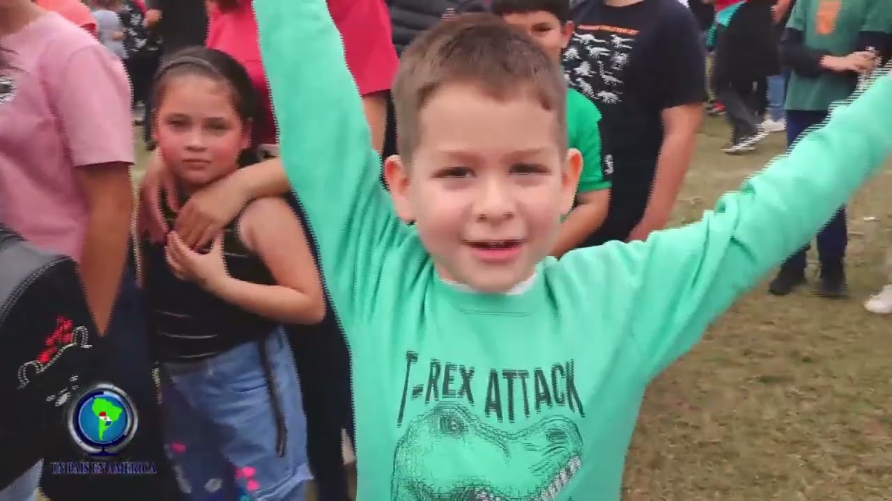 ASI SE VIVIO LOS 238 AÑOS DE ANIVERSARIO FUNDACIONAL DE CAAPUCÙ, ORGANIZADO POR LA MUNICIPALIDAD.
