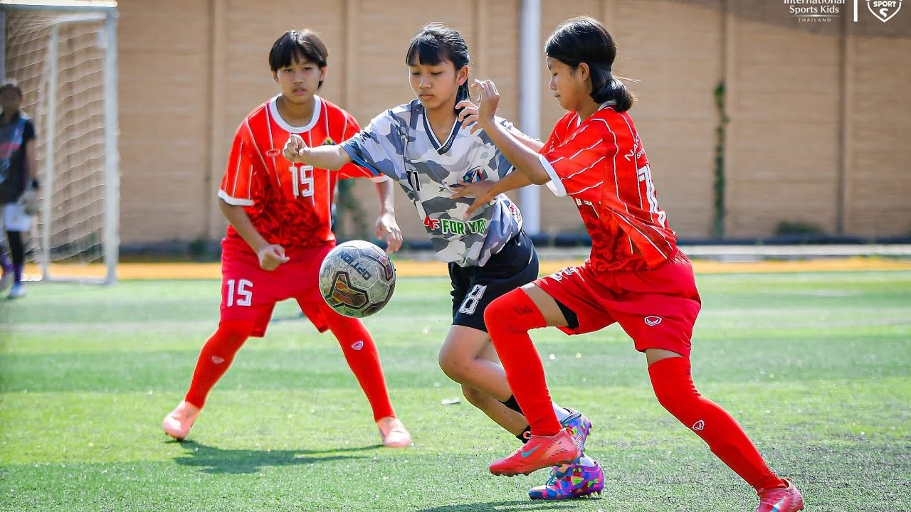 Great basic football School (&) Nakhonsawan sport school (0-3)