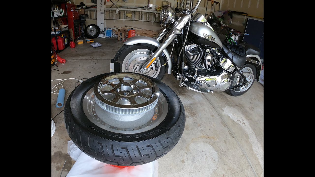 Polishing Back Wheel on my 2003 Harley Davidson Fatboy