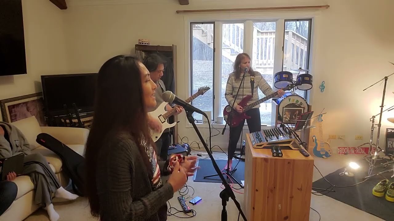 Rehearsal New Project 03: #livingonaprayer by #bonjovi (3)