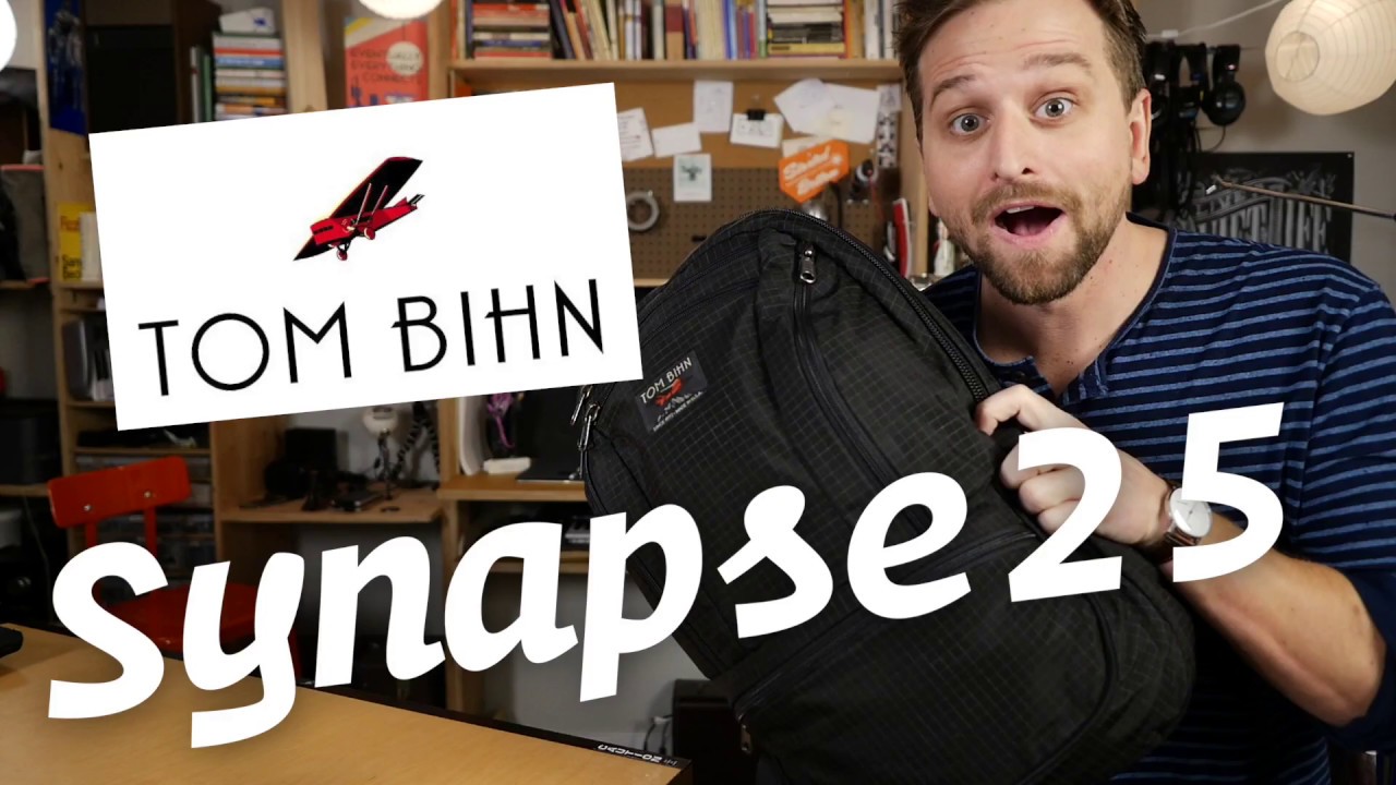 Tom Bihn Synapse 25 FULL Review (One Bag Travel Legend!)
