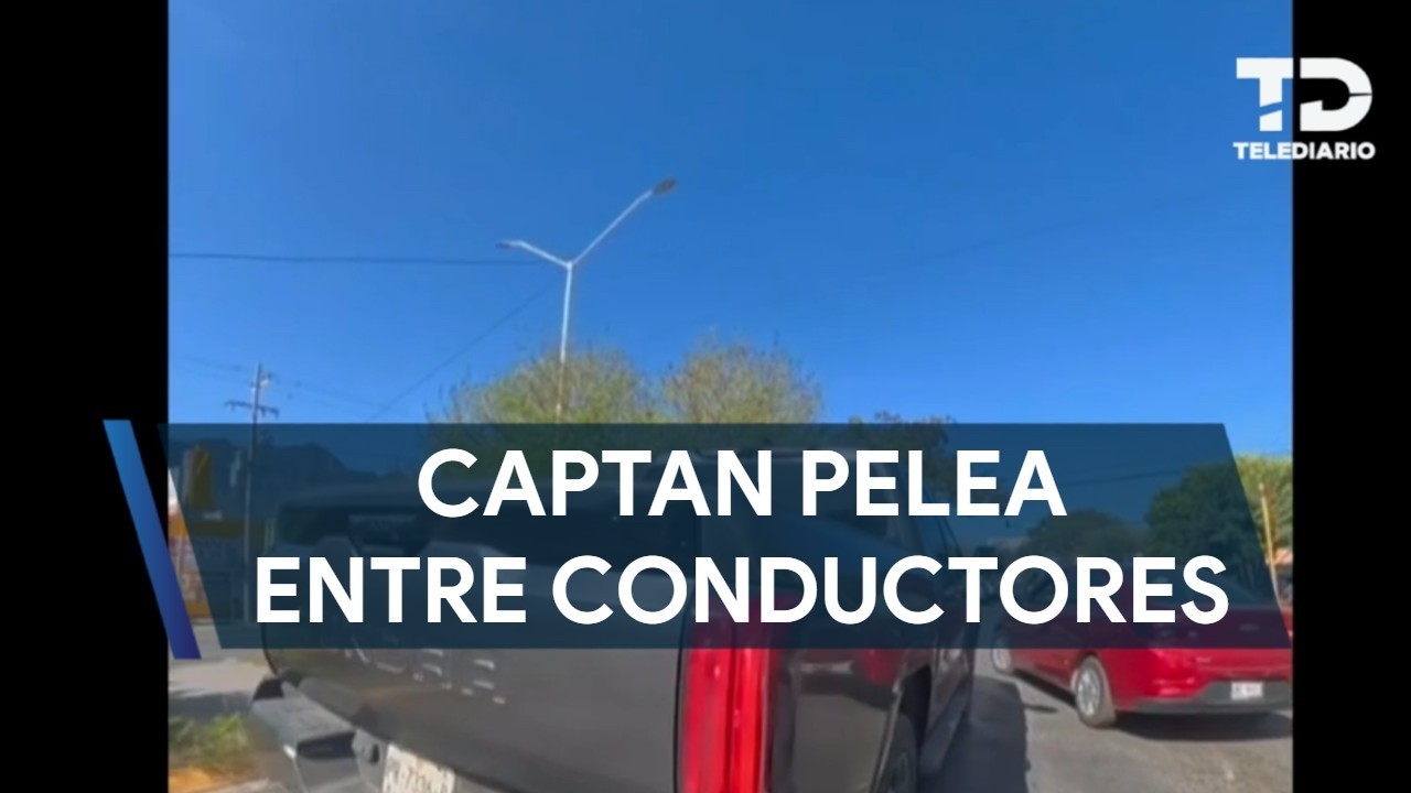 Captan pelea entre conductores en la avenida Luis Donaldo Colosio en Santa Catarina