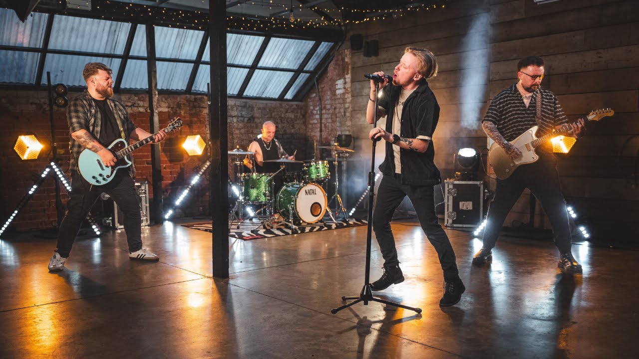 Sierra View | Pop Goes Punk Style Wedding Band!