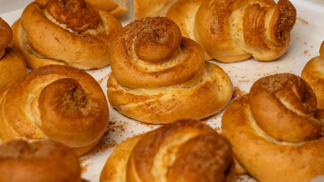 BRIÓS 🌱 BRIOCHE   kalács jellegű tészta   | Napfényes vegánséf