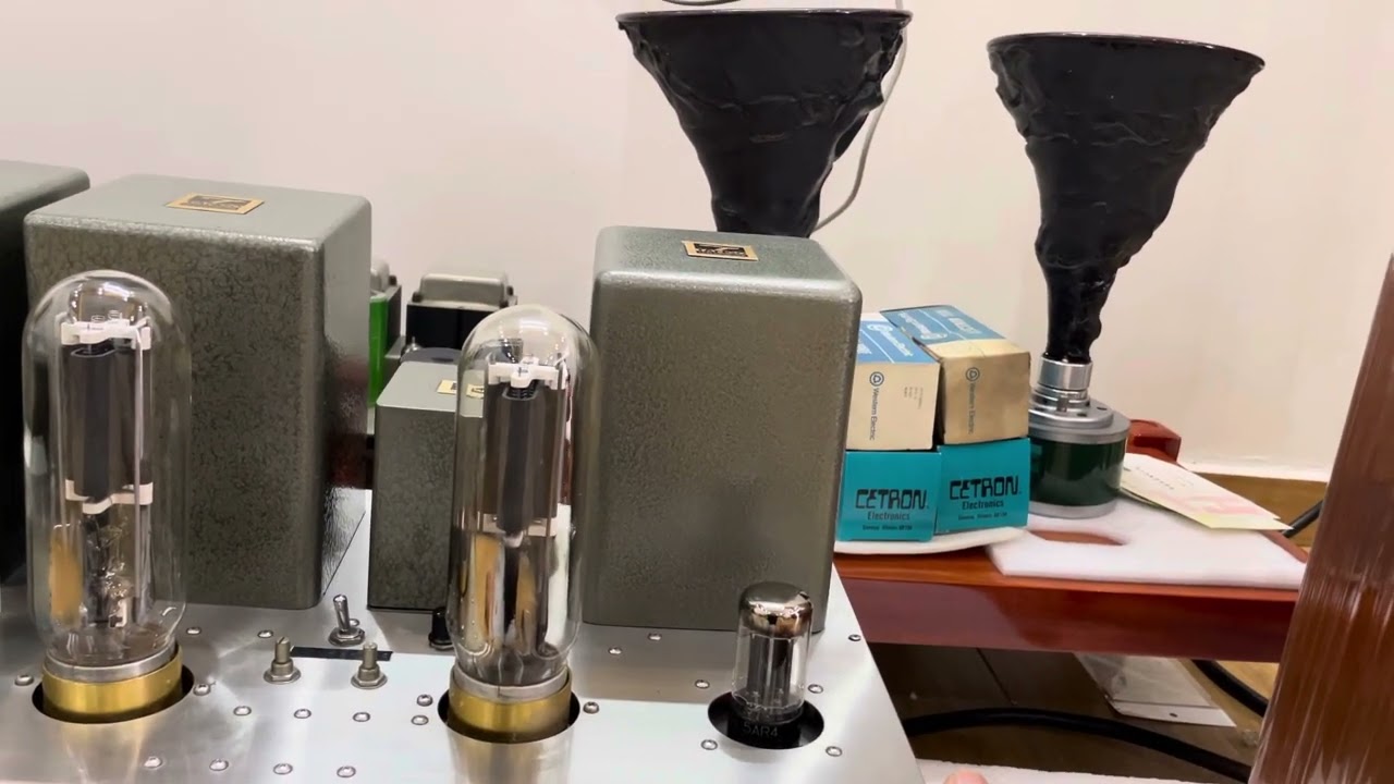 Tango X10S ampli 211/845 . Giá 130 triệu.zalo 0367285369