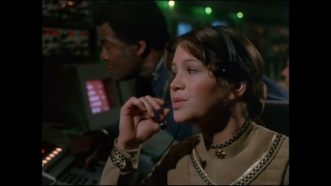 Sarah Rush as Flight Coperal Rigel Battlestar Galactica in German all Scenes Part I