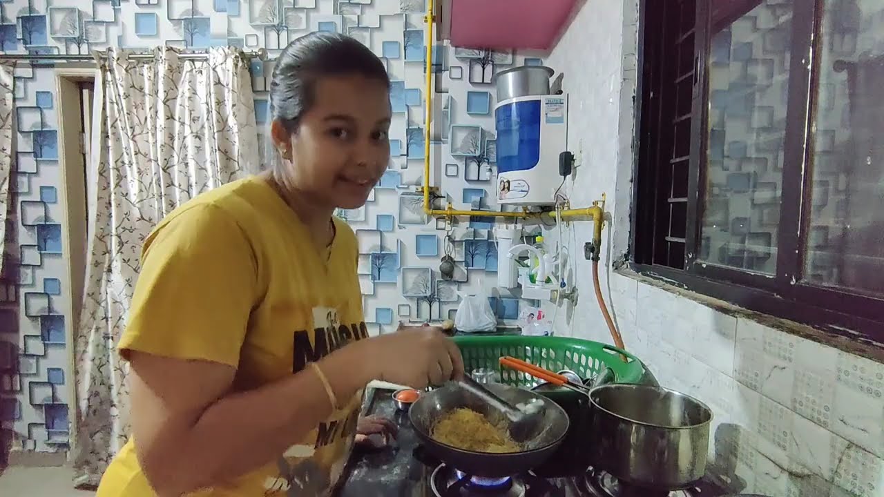 सफाई 🧤🧹abhiyan shru kar di aaj ll bhabhi ne ki room ki safayi 🤝