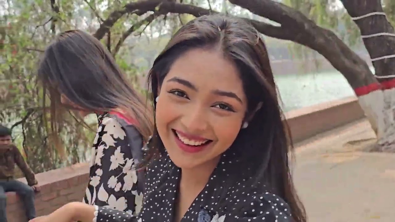 অনেক তো বারাবারি হলো, এবার সবাই আসল কাহিনি শুনেন😎জিয়া উদ্দান রহস্য😀😆😀